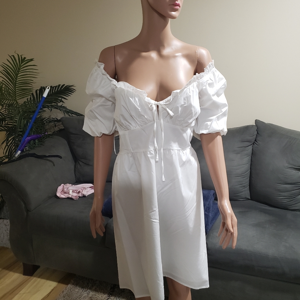 Nwt white mini dress XXL